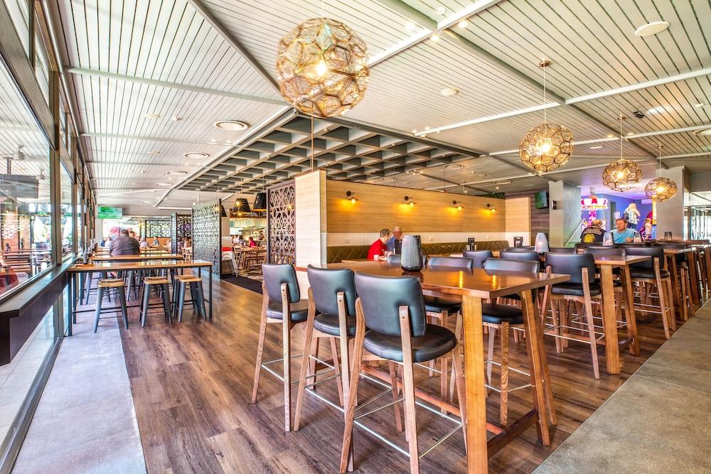 Nightcap At The Ranch Hotel Macquarie Park エクステリア 写真