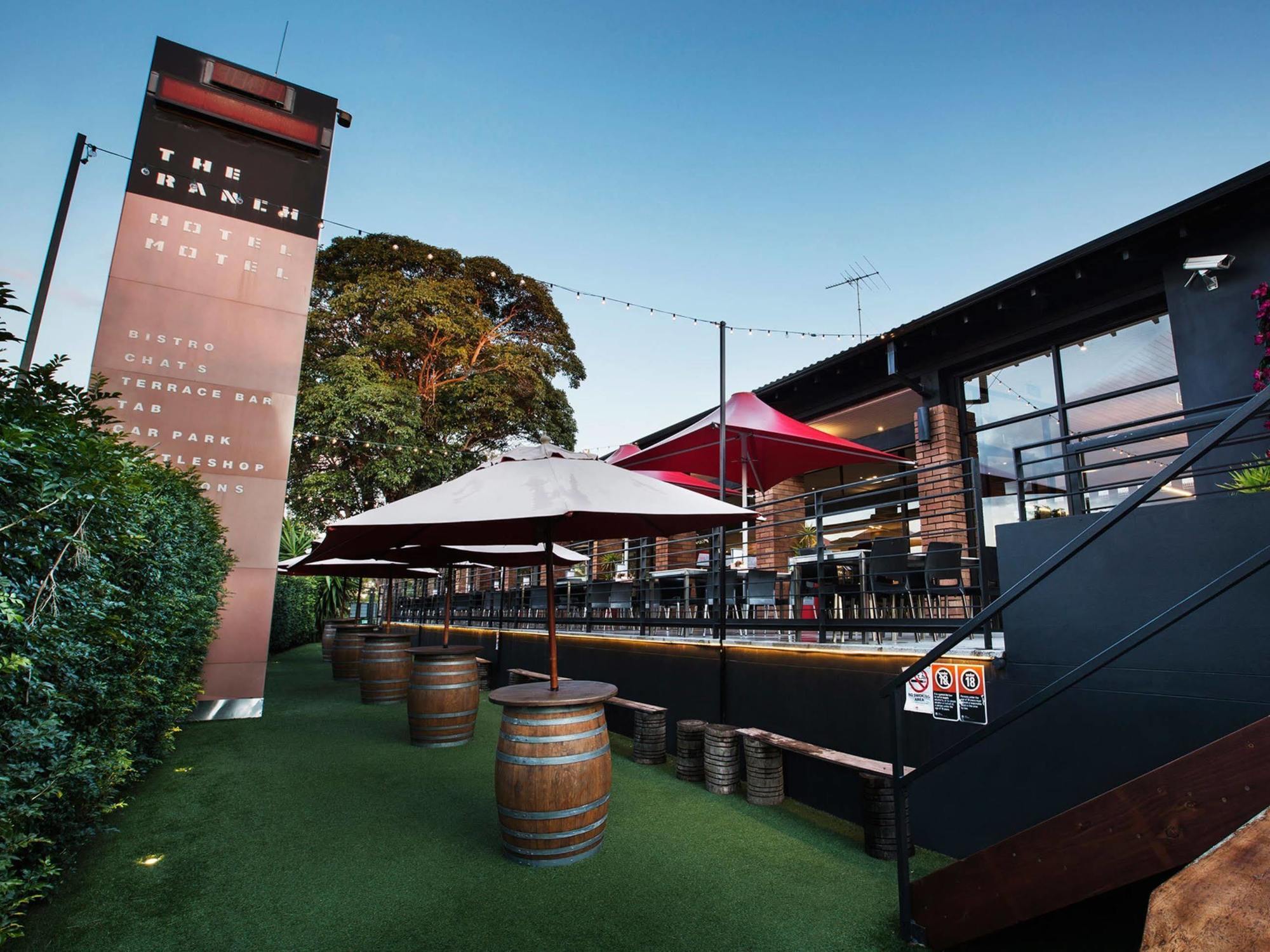 Nightcap At The Ranch Hotel Macquarie Park エクステリア 写真